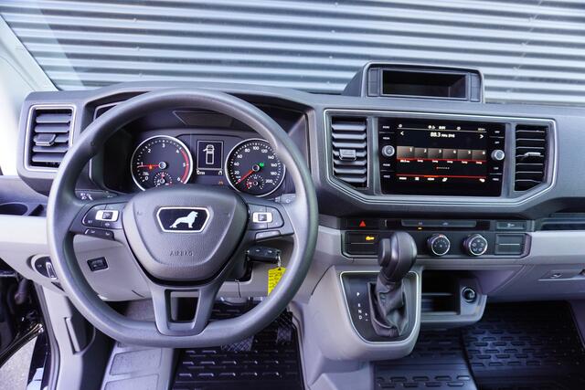 MAN TGE 5.160 160pk Automaat Dubbellucht Bakwagen 444x210x236 Laadklep Zijdeur Apple Carplay