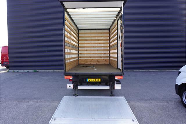 MAN TGE 5.160 160pk Automaat Dubbellucht Bakwagen 444x210x236 Laadklep Zijdeur Apple Carplay