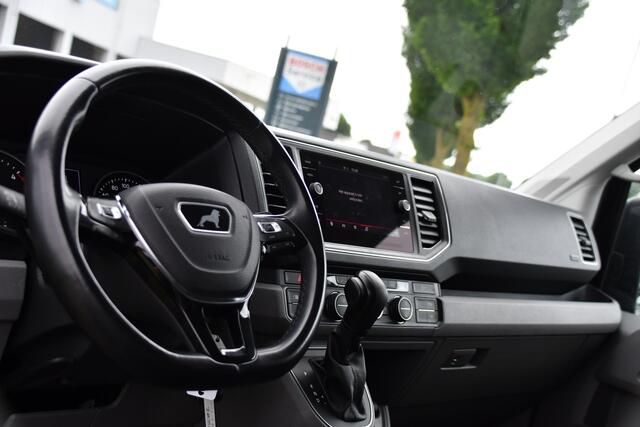 MAN TGE 3.180 35 2.0 L3H3 Black Edition Full Options! Adaptieve Cruise, Camera, Carplay, LED, Dodehoek, 177pk, Trekhaak, Clima, Stoelverwarming, Automaat, Uniek!