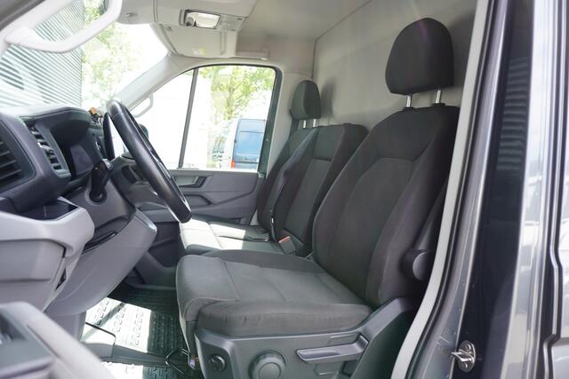 MAN TGE Facelift 180k Automaat L3H3/L2H2 Apple Carplay Trekhaak Camera Navigatie Parkeersensoren Digitaal Dashboard