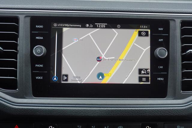 MAN TGE 180pk Automaat L3H3/L2H2 LED Navigatie Apple Carplay Trekhaak Camera Parkeersensoren 3-Zits
