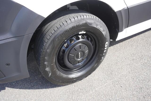 MAN TGE 180pk L3H2/L2H2 Automaat LED ACC Apple Carplay Camera Parkeersensoren Cruise control Stoelverwarming