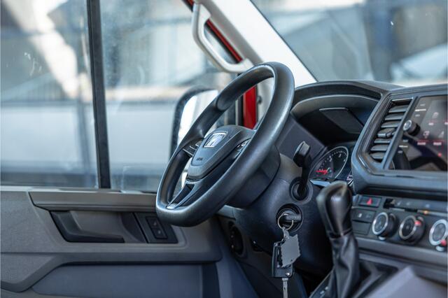 MAN TGE 35 2.0 L3H2 DSG | ACC | Standkachel | CarPlay | Navigatie | Camera | MF Stuur | Sortimo | DAB | Stoelverwarming | Nieuwe APK