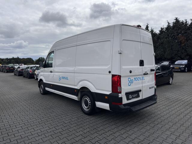 MAN eTGE Basis 36 kWh L3 H3 (2-FASE) {Soh-88%} Aut. *HEATPUMP | NAVI-FULLMAP | AIRCO | CRUISE | 3-PERS | CAMERA | HEATED-ERGO-SEATS | PDC | DAB | WIFI | FULL-LED | CCS-FASTLOADER* – foto 4