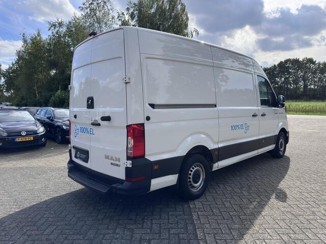 MAN eTGE Basis 36 kWh L3 H3 (2-Fase) {SoH-88%} Aut. *HEATPUMP | NAVI-FULLMAP | AIRCO | CRUISE | CAMERA | HEATED-ERGO-SEATS | PDC | DAB | WIFI | FULL-LED | 3-PERS | CCS-FASTLOADER* – foto 6