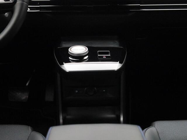 MG 4 MG4 64 kWh Luxury 204PK | Navigatie | Half-Lederen Bekleding | 360 Camera | Apple CarPlay & Android Auto