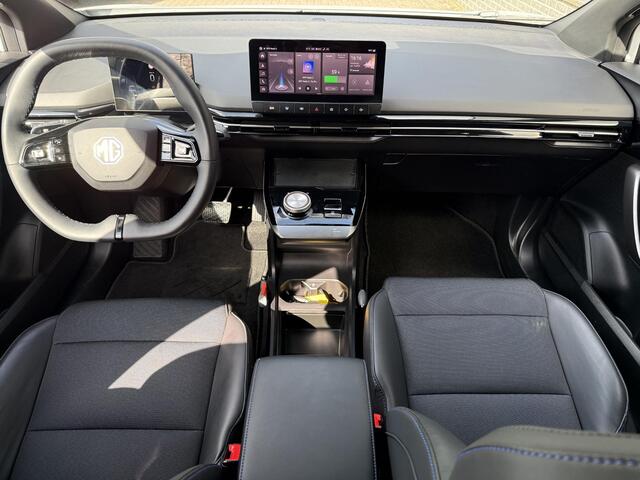MG 4 MG4 Electric Luxury 64 kWh / Eerste Eigenaar / Stoel+Stuur Verwarming / Navigatie / 360º Camera / Elektrische Bestuurders Stoel / Keyless /