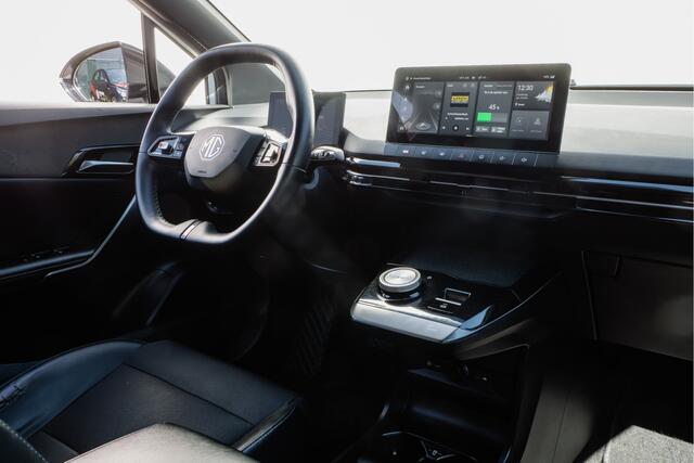 MG 4 MG4 Electric Luxury 64 kWh Warmtepomp/ Stuur+stoelverwarming/ Camera/ DAB+/ Carplay