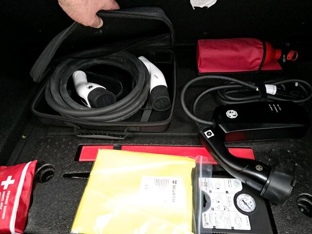 MG 4 MG4 Electric LONG RANGE LUXURY 64 KWH 425 km WLTP | Warmtepomp | V2L