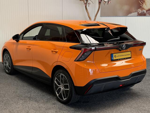 MG 4 MG4 ELECTRIC LUXURY LONG RANGE 204 PK 64 KWH FABRIEKGARANTIE TOT 2031 !!! NAVIGATIE ADAPTIVE CRUISE CONTROL APPLE CARPLAY/ANDROID 360 CAMERA STOEL EN STUURVERWARMING DODEHOEKSENSOREN RIJSTROOKSENSOREN KEYLESS GO ZEER MOOI !!