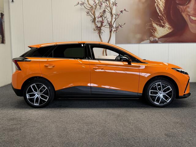 MG 4 MG4 ELECTRIC LUXURY LONG RANGE 204 PK 64 KWH FABRIEKGARANTIE TOT 2031 !!! NAVIGATIE ADAPTIVE CRUISE CONTROL APPLE CARPLAY/ANDROID 360 CAMERA STOEL EN STUURVERWARMING DODEHOEKSENSOREN RIJSTROOKSENSOREN KEYLESS GO ZEER MOOI !!