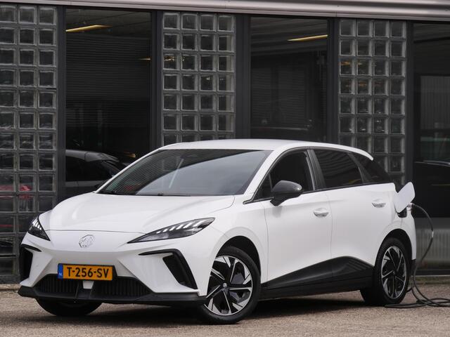 MG 4 MG4 Electric 64kWh LONG RANGE/ NL-AUTO 1STE EIGENAAR