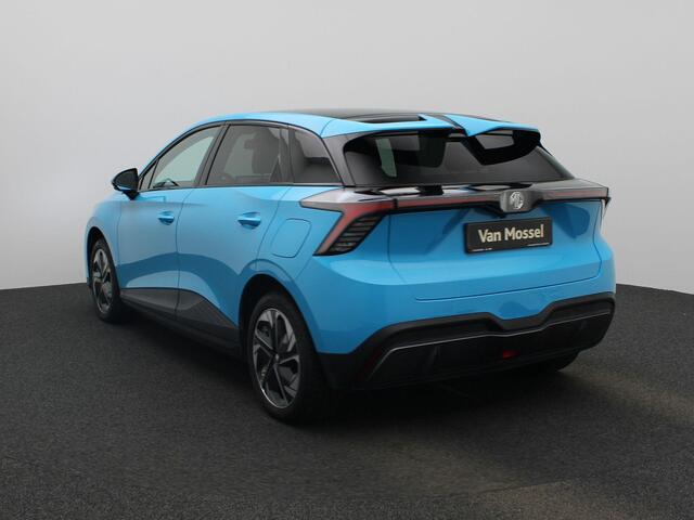 MG 4 MG4 64 kWh 204Pk Luxury | Navigatie | Apple & Android Carplay | 360 Camera | Parkeersensoren Voor & Achter | Adaptieve Cruise Control | Keyless Entry | Climate Control | Privacy Glass | Elektrisch Bedienbare Bestuurdersstoel |