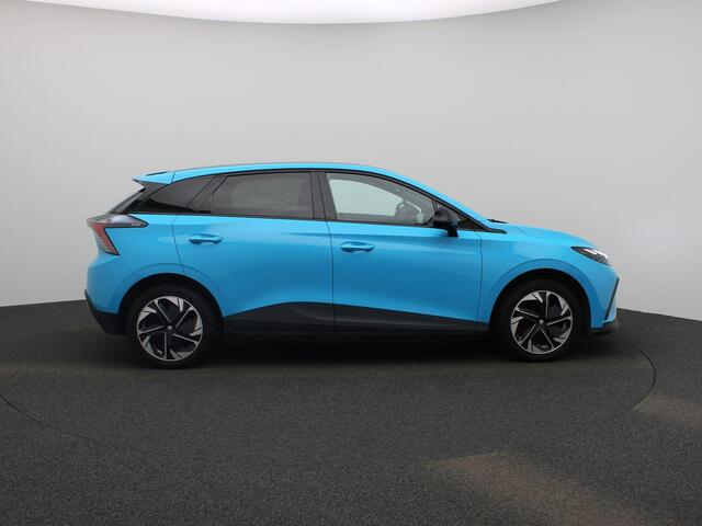 MG 4 MG4 64 kWh 204Pk Luxury | Navigatie | Apple & Android Carplay | 360 Camera | Parkeersensoren Voor & Achter | Adaptieve Cruise Control | Keyless Entry | Climate Control | Privacy Glass | Elektrisch Bedienbare Bestuurdersstoel |