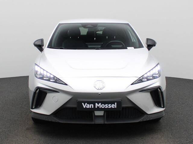 MG 4 MG4 64 kWh Luxury | Elektrisch verstelbare stoel | Camera | Carplay |