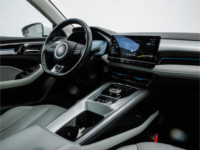 MG 5 MG5 Electric Standard Range Luxury 50 kWh Leer/ 360 Camera/ Stoelverwarming/ Adapt. cruise/ Carplay/ Navigatie/ Full led