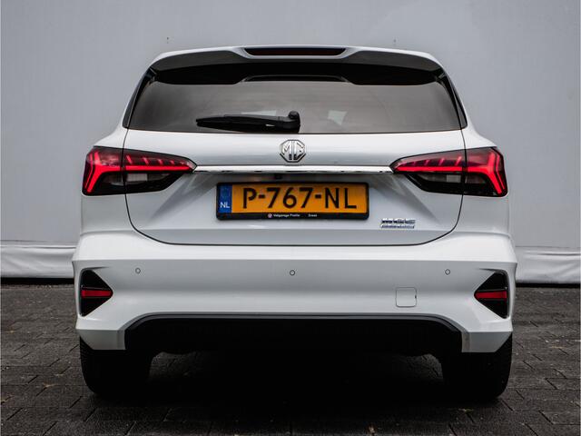 MG 5 MG5 Electric Standard Range Luxury 50 kWh Leer/ 360 Camera/ Stoelverwarming/ Adapt. cruise/ Carplay/ Navigatie/ Full led