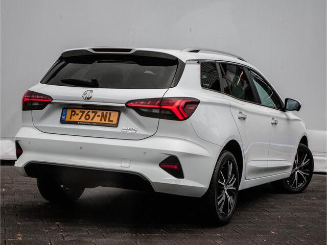 MG 5 MG5 Electric Standard Range Luxury 50 kWh Leer/ 360 Camera/ Stoelverwarming/ Adapt. cruise/ Carplay/ Navigatie/ Full led