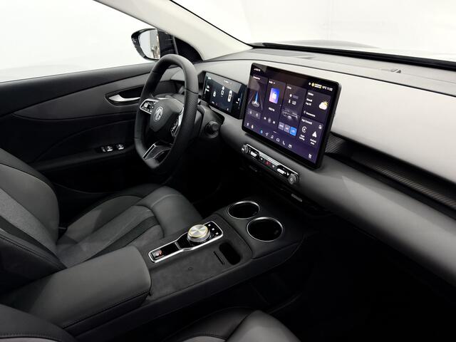 MG 5 MGS5 EV Luxury 64 kWh 360 Camera, Navi, Rijstrook correctie, Stoelverwarming, Elektrische achterklep, Half leder, 7 Jaar garantie