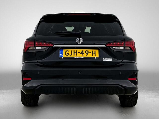 MG 5 MG5 Electric Standard Range Luxury 50 kWh | Trekhaak | Apple Carplay/Android | cruise control adaptief | electronic climate control | file assistent | lederen bekleding | LED koplampen | lichtmetalen velgen 17" | navigatiesysteem full map | rijstrooksensor met correctie | voorstoelen verwarmd |