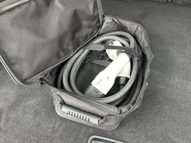 MG EHS 1.5 TGDI Luxury PHEV | RIJKLAARPRIJS LET OP HISTORIE NOG ACHTERHALEN. REEDS VOOR GEMAILD. | PHEV | MEGA COMPLEET! | COMPLETE HISTORIE AANWEZIG | FABRIEKSGARANTIE T/M 11-2030 | 52km WLTP ELECTR RIJBEREIK, TOTAAL RIJBEREIK TOT 1.000km!