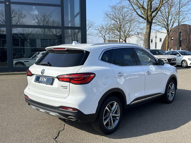 MG EHS 1.5 TGDI Luxury PHEV | MEGA COMPLEET! | TREKHAAK | COMPLETE HISTORIE AANWEZIG | FABRIEKSGARANTIE T/M 3-2030 | 52km WLTP ELECTR RIJBEREIK, TOTAAL RIJBEREIK TOT 1.000km!