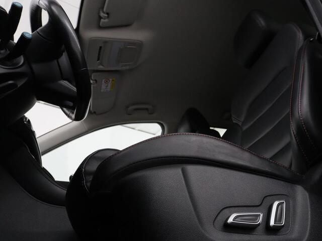 MG EHS 1.5 TGDI PHEV Comfort | Origineel NL | Leder | Adaptive cruise | Stoelverwarming | Trekhaak | Carplay | Camera | Navigatie | Full LED | DAB | Keyless | Climate control | Plug In