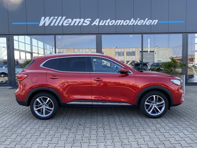 MG EHS 1.5 TGDI Luxury Panoramadak , Adaptive Cruise Control, Trekhaak