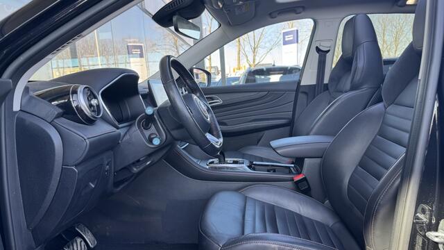 MG EHS 1.5 TGDI Luxury | Pano | Leer | 360 Camera | Navi