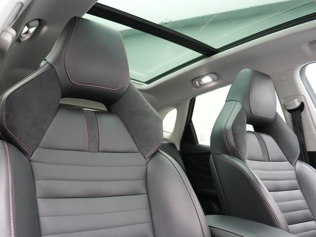 MG EHS 1.5 TGDI Luxury PHEV 259pk Dealer O.H | Panodak | 360 Camera | Adaptive Cruise | Lederen Sportstoelen Verwarmd | Blis | Keyless | Pilot Assist | Apple Carplay | Navigatie | Virtual | DAB | Plug In Hybrid |