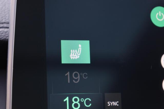 MG EHS 1.5 TGDI Luxury PANO 360-CAMERA LEER DAB CARPLAY NAVI STOELVERWARMING SFEERVERLICHTING 18"LMV ENZ.