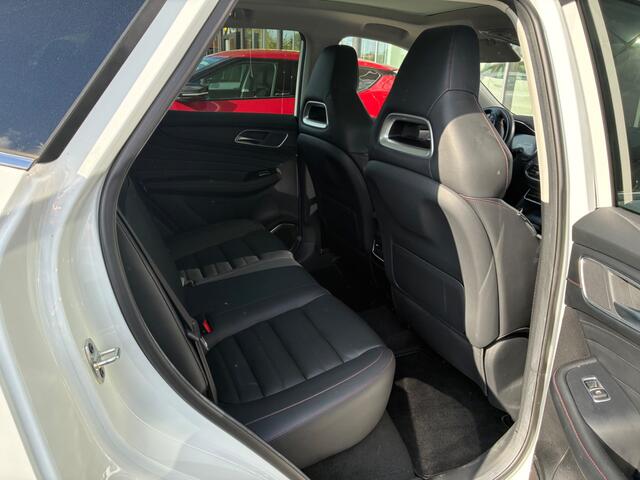 MG EHS 1.5 TGDI PHEV LUXURY = NIEUWE TYPE + NAP! | Open dak | Leder | 360 Camera