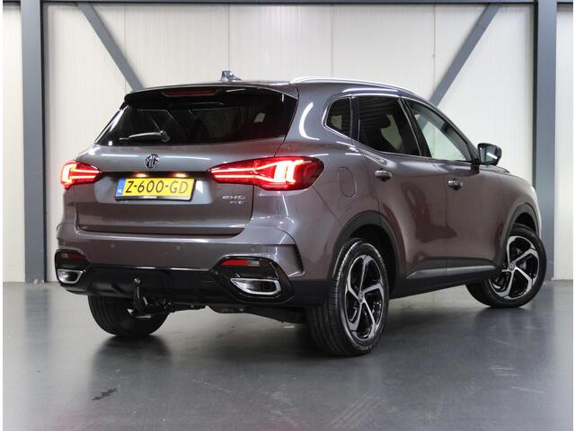 MG EHS 1.5 TGDI Luxury 258pk Automaat | Trekhaak | Schuif-/Kanteldak | Elektrische Bestuurdersstoel | Rondomzicht Camera | Elektrische Klep | Navigatie | LED | 18"LMV |