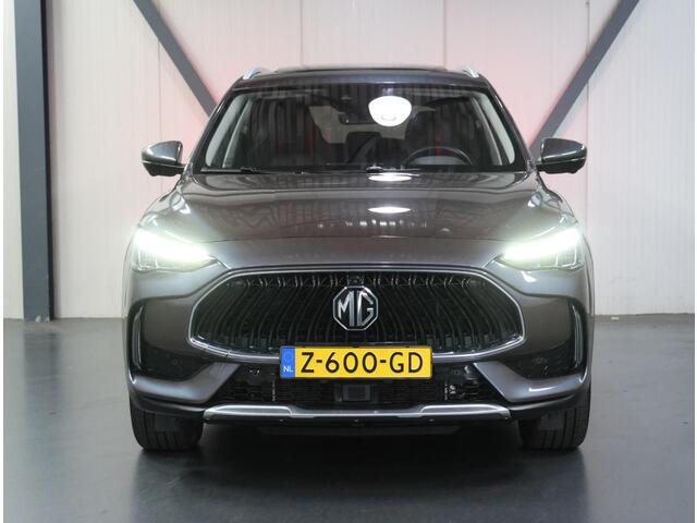 MG EHS 1.5 TGDI Luxury 258pk Automaat | Trekhaak | Schuif-/Kanteldak | Elektrische Bestuurdersstoel | Rondomzicht Camera | Elektrische Klep | Navigatie | LED | 18"LMV |