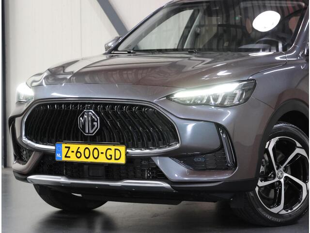 MG EHS 1.5 TGDI Luxury 258pk Automaat | Trekhaak | Schuif-/Kanteldak | Elektrische Bestuurdersstoel | Rondomzicht Camera | Elektrische Klep | Navigatie | LED | 18"LMV |