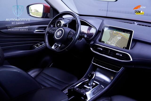 MG EHS 1.5 TGDI 258 pk LUXURY HYBRID AUTOMAAT / PANORAMADAK / APPLE CARPLAY / 360 CAMERA / LEDER / ADAPTIEVE CRUISE CONTROL / LANE ASSIST / ELEK. STOELEN