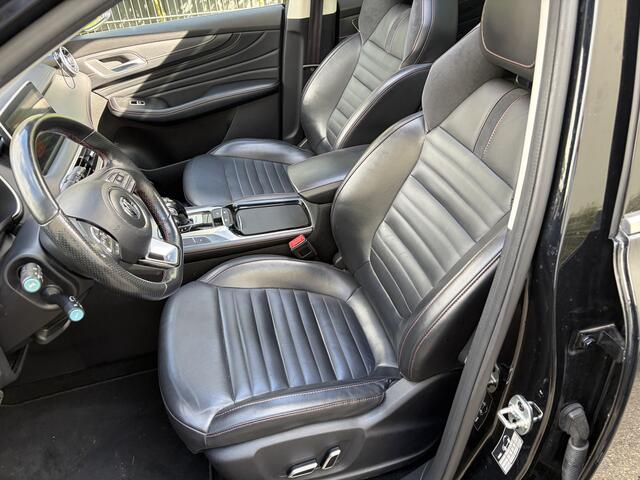 MG EHS 1.5 TGDI Luxury / AUTOMAAT / HYBRIDE / PANORAMADAK / LEER / 113dkm!
