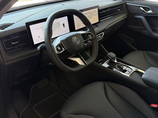 MG MG HS PHEV 1.5 TGDI LUXURY PHEV PLUG-IN HYBRIDE | LEER | 272PK NIEUWE AUTO | >1.000 KM TOTAAL BEREIK | 360° CAMERA | ELEKTRISCHE ACHTERKLEP | STOEL/STUUR. VERWARMING | FULL LED | ELEKTRISCHE S