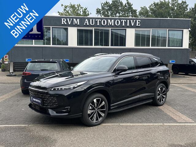 MG MG HS PHEV 1.5 Luxury PLUG-IN HYBRIDE | 272 PK | NIEUWE AUTO | >1.000 KM TOTAAL BEREIK | 1E REGISTRATIE 03-2026 | 360° CAMERA | ELEKTRISCHE ACHTERKLEP | 7 JAAR MG GARANTIE T/M 2033 | APPLE CARPLAY | ANDROID AUTO | STOELVERWARMING | FULL LED | ELEKTRISCHE STOELEN
