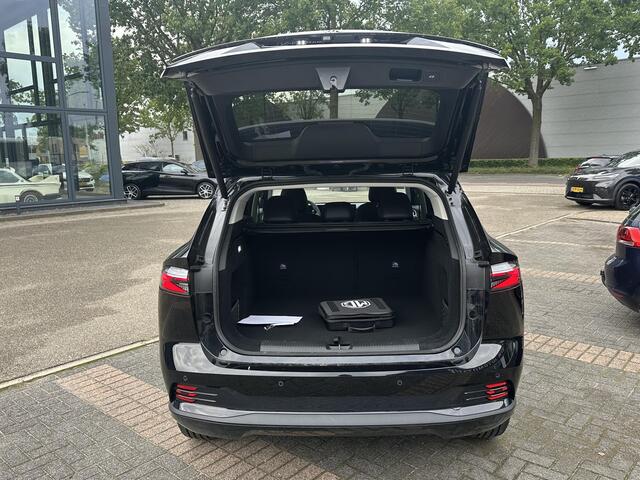 MG MG HS PHEV 1.5 Luxury PLUG-IN HYBRIDE | 272 PK | NIEUWE AUTO | >1.000 KM TOTAAL BEREIK | 1E REGISTRATIE 03-2026 | 360° CAMERA | ELEKTRISCHE ACHTERKLEP | 7 JAAR MG GARANTIE T/M 2033 | APPLE CARPLAY | ANDROID AUTO | STOELVERWARMING | FULL LED | ELEKTRISCHE STOELEN