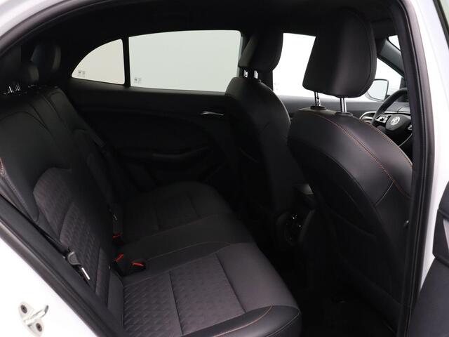 MG MG3 Hybrid+ 1.5 Luxury | Apple Carplay & Android Auto | Rondomzicht Camera | Stoel en Stuurwielverwarming |