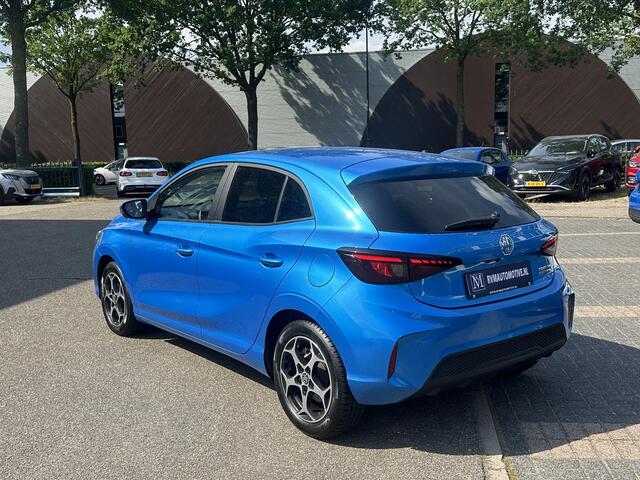 MG MG3 Hybrid+ 1.5 Hybrid+ Luxury 7 JAAR MG FABRIEKS GARANTIE TM 02-2032 | STOEL + STUURVERWARMING | 360 CAMERA | ADAP. CRUISE | DODE HOEK | KEYLESS | APPLE CARPLAY |