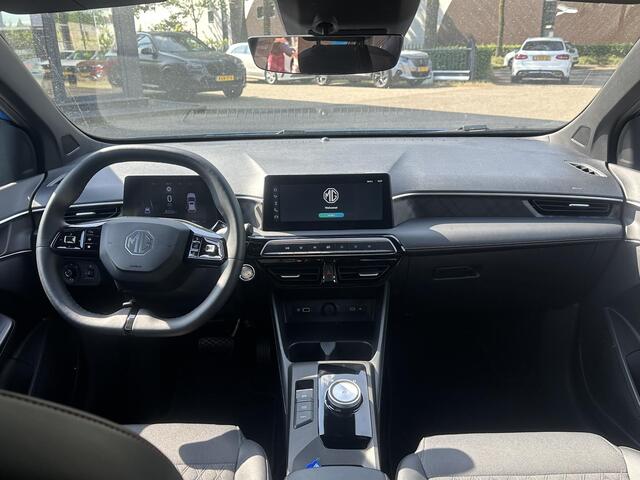MG MG3 Hybrid+ 1.5 Hybrid+ Luxury 7 JAAR MG FABRIEKS GARANTIE TM 02-2032 | STOEL + STUURVERWARMING | 360 CAMERA | ADAP. CRUISE | DODE HOEK | KEYLESS | APPLE CARPLAY |
