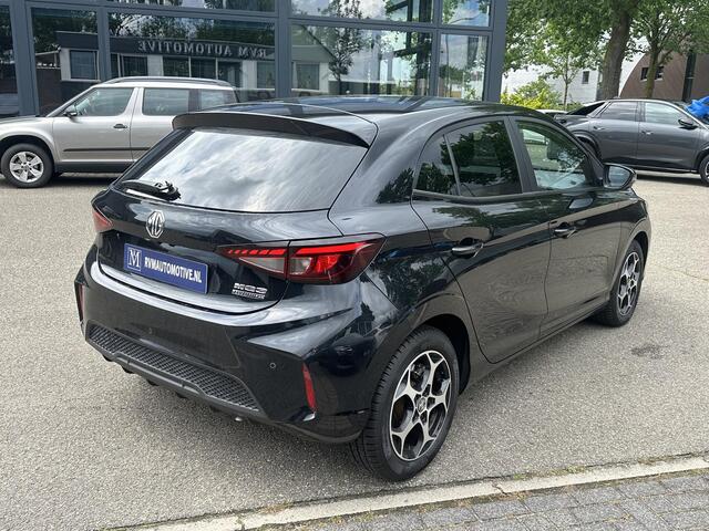 MG MG3 Hybrid+ 1.5 Hybrid+ Luxury 7 JAAR MG FABRIEKS GARANTIE TM 02-2032 | STOEL + STUURVERWARMING | 360 CAMERA | ADAP. CRUISE | DODE HOEK | KEYLESS | APPLE CARPLAY |
