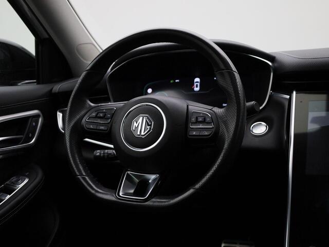 MG Marvel R Comfort 70 kWh | Climate Control / ECC | Open dak | Licht metalen velgen 19 inch | Cruise control | Navigatie | Lederen bekleding grijs | Stoelverwarming | LED koplampen | Park Distance Control voor en achter | Achteruitrijcamera | Dakrailing |