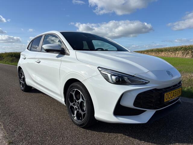 MG Overige MG3 HYBRID / LUXURY / NIEUW / VOLLE UITVOERING