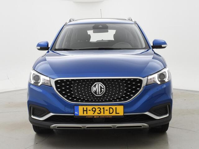 MG ZS EV 45 kWh LUXURY + PANORAMA / LEDER / ADAPTIVE CRUISE / LED / CAMERA