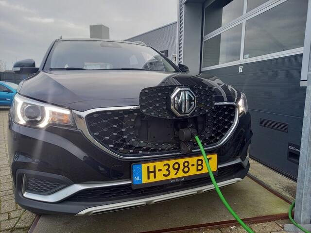 MG ZS EV Luxury 45 kWh - PANO - OPEN DAK - CAMERA - CARPLAY - ANDROID - STL VERW - NL AUTO