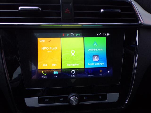 MG ZS EV Luxury 45 kWh Pano Apple Carplay 2000 euro subsidie!!!!