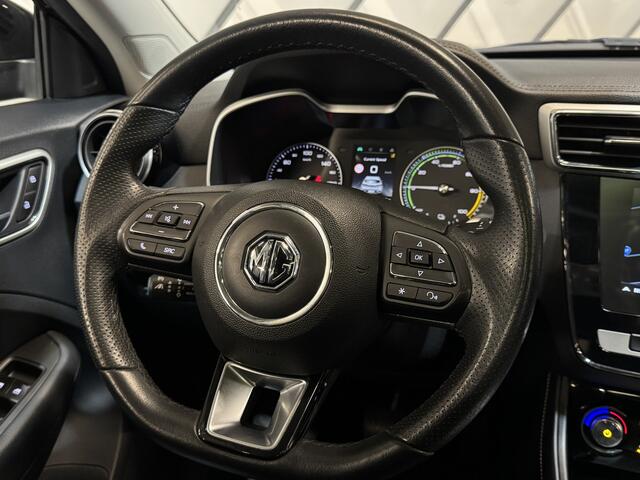 MG ZS EV Luxury 45 kWh SCHUIFDAK KEY-LESS LEER CAMERA CARPLAY PDC LMV PANODAK